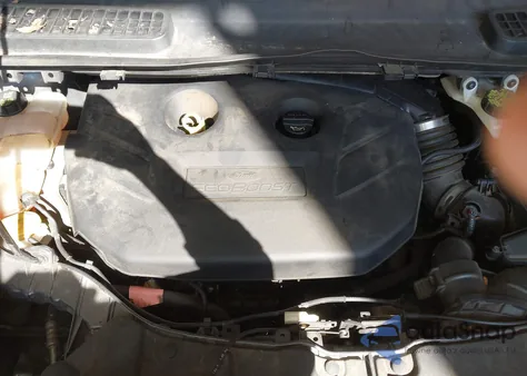 2014 Ford Escape Se z USA, uszkodzony, nr VIN 1FMCU9G94EUC45874